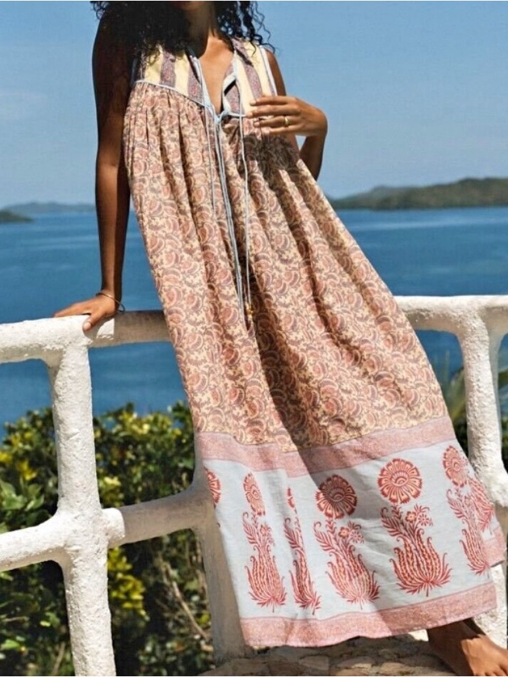 DAUGHTERS OF INDIA Aahana Colorblock maxi dress